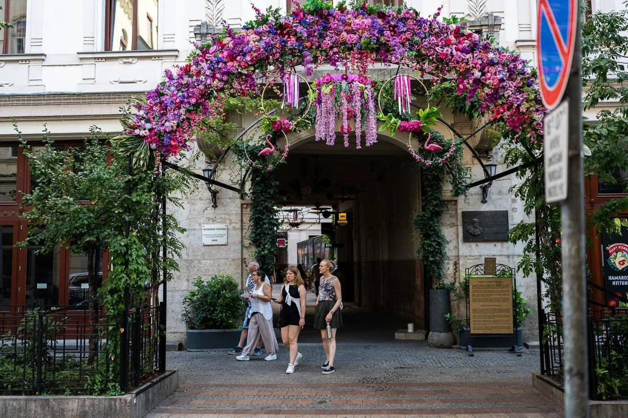 Apartment King Seventeen Homes Budapest