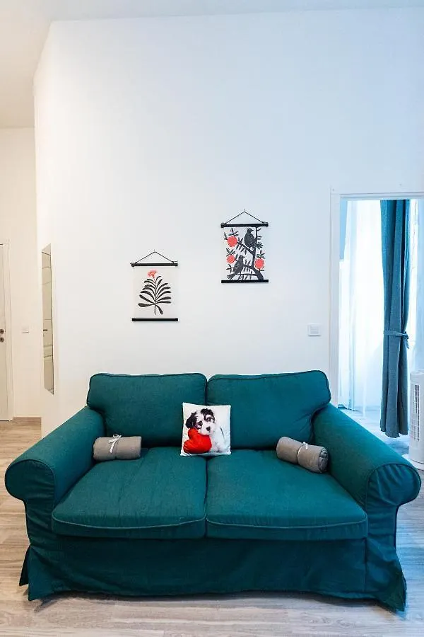 King Seventeen Homes Budapest